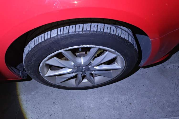 Used Audi A3 2016 Sportback 35 TFSI Style Edition Right Front Wheel Hub