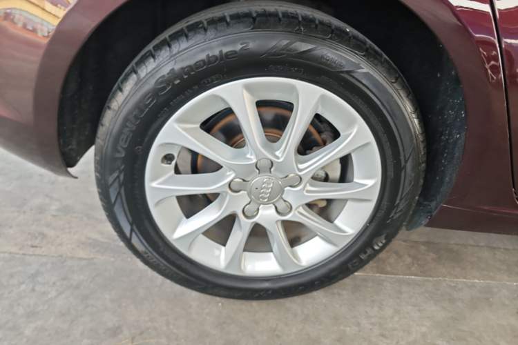 Used Audi A3 2016 Sportback 35 TFSI Ambition Edition Right Rear Wheel Hub