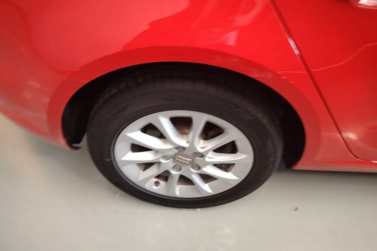 Used Audi A3 2016 Sportback 35 TFSI Ambition Edition Right Rear Wheel Hub