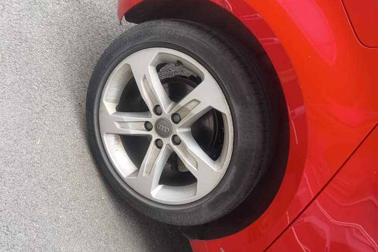 Used Audi A3 2016 Sportback 35 TFSI Ambition Right Rear Wheel Hub
