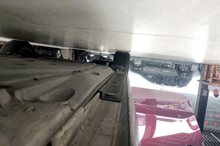 Used Audi A3 2016 Limousine 35 TFSI Ambition Edition Right Side Sill