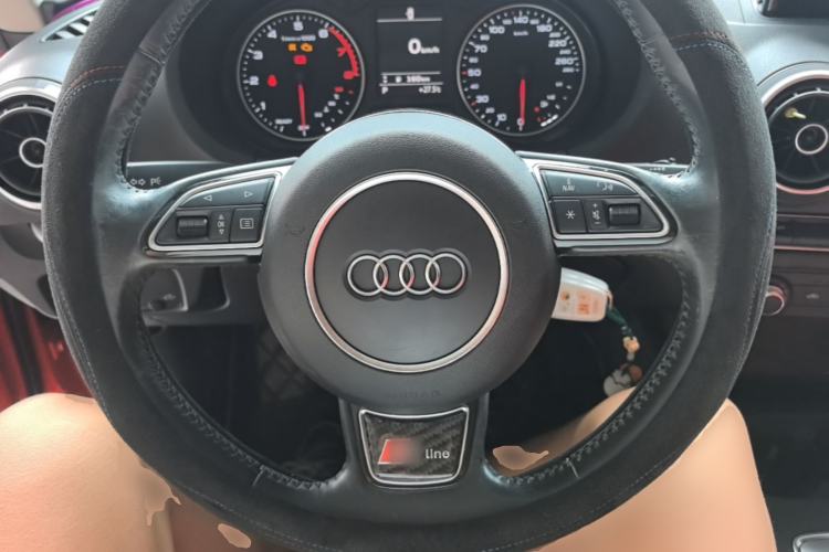 Used Audi A3 2016 Limousine 35 TFSI Prestige Edition Steering Wheel