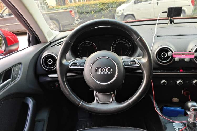 Used Audi A3 2016 Sportback 35 TFSI Ambition Steering Wheel