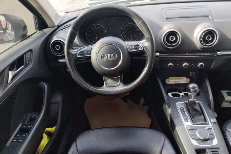 Used Audi A3 2016 Limousine 35 TFSI Prestige Edition Steering Wheel