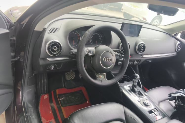 Used Audi A3 2016 Limousine 35 TFSI Style Edition Steering Wheel
