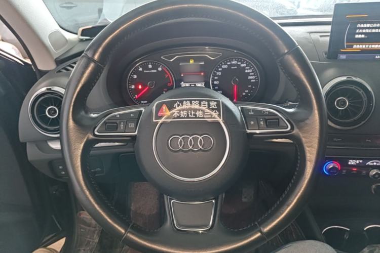 Used Audi A3 2016 Limousine 40 TFSI Style Edition Steering Wheel