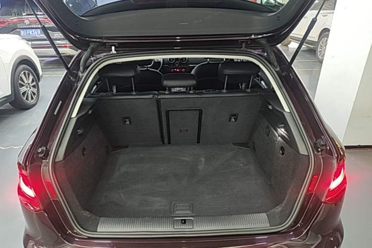 Used Audi A3 2016 Sportback 35 TFSI Ambition Trunk