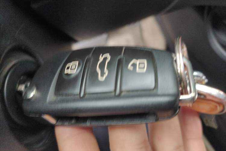 Used Audi A3 2016 Limousine 35 TFSI Prestige Edition Vehicle Key