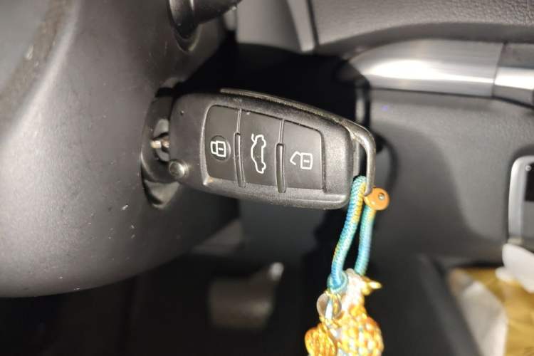 Used Audi A3 2016 Limousine 35 TFSI Style Edition Vehicle Key