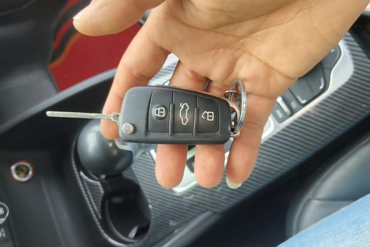 Used Audi A3 2016 Limousine 35 TFSI Style Edition Vehicle Key