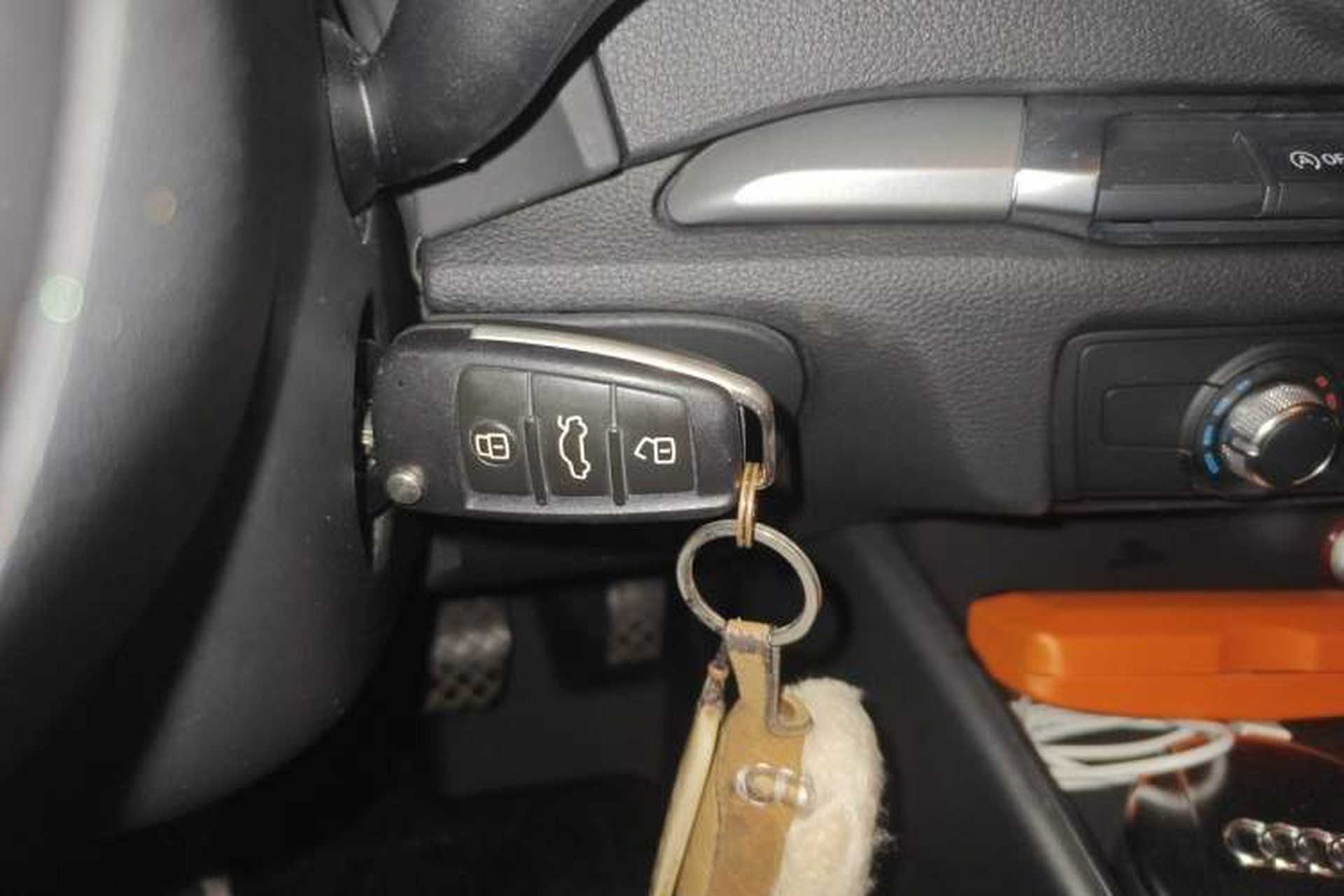 Used Audi A3 2016 Limousine 35 TFSI Ambition Edition Vehicle Key