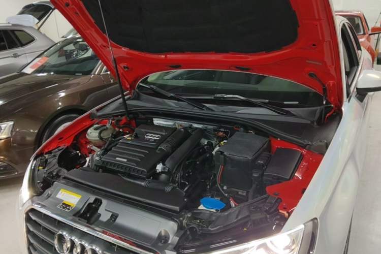 Used Audi A3 2016 Limousine 35 TFSI Prestige Edition Engine Bay