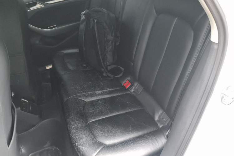 Used Audi A3 2016 Limousine 35 TFSI Ambition Edition Left Rear Seat