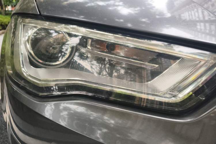 Used Audi A3 2016 Limousine 35 TFSI Ambition Edition Right Front Headlight