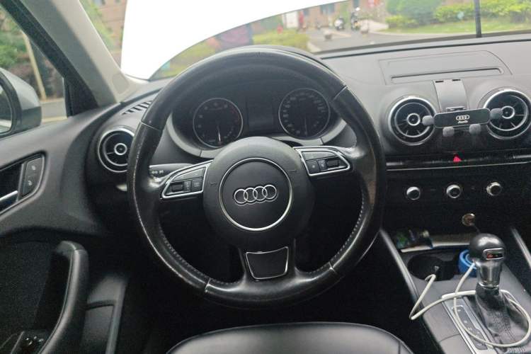 Used Audi A3 2016 Sportback 35 TFSI Ambition Steering Wheel