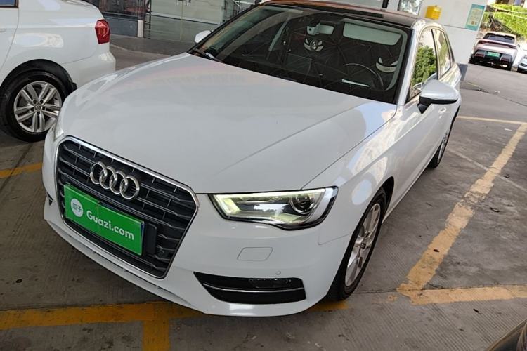 Used Audi A3 2016 Sportback 35 TFSI Ambition Guazi used car, China used car export, Used car for sale, Used Audi cars, Cheapest cars for sale