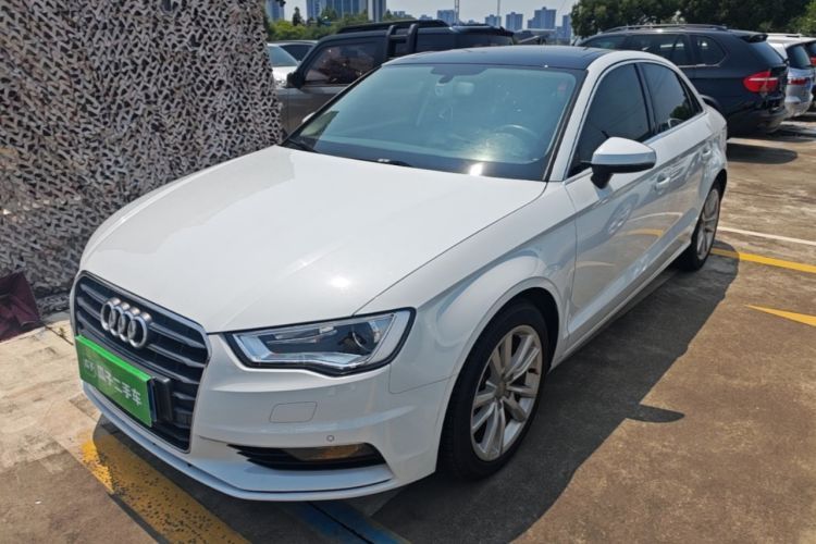 Used Audi A3 2016 Limousine 35 TFSI Style Edition Guazi used car, China used car export, Used car for sale, Used Audi cars, Cheapest cars for sale