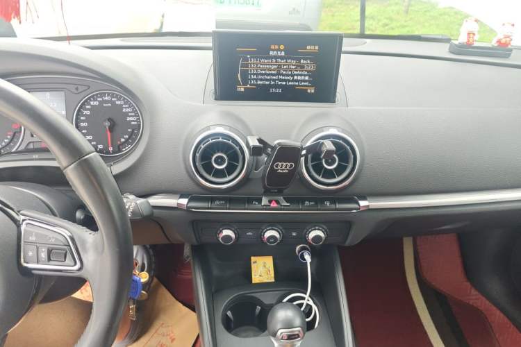 Used Audi A3 2016 Sportback 35 TFSI Ambition Audio And AC Panel