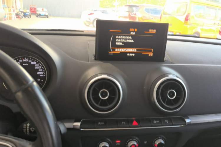 Used Audi A3 2016 Limousine 35 TFSI Prestige Edition Audio And AC Panel