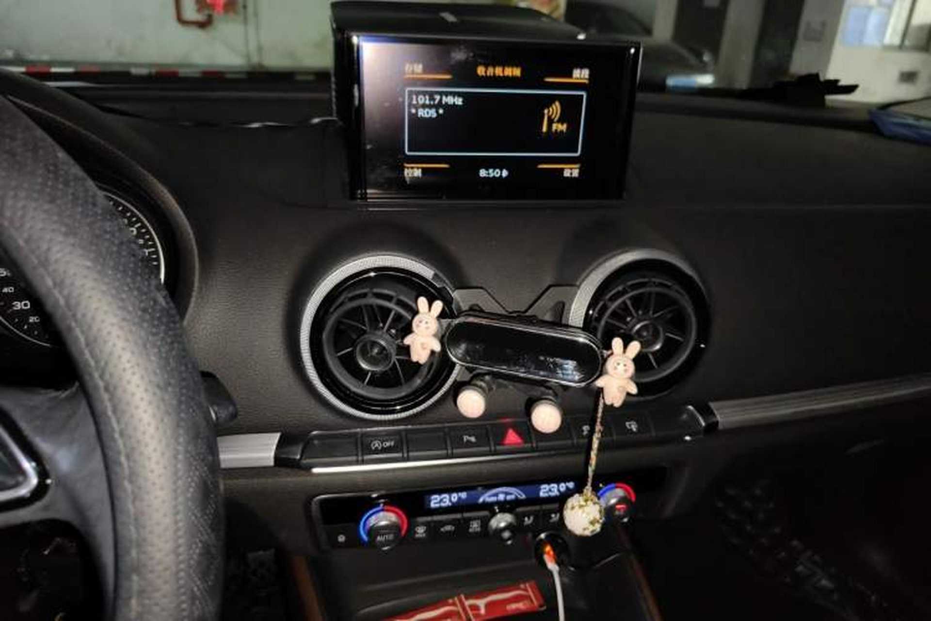 Used Audi A3 2016 Sportback 35 TFSI Style Edition Audio And AC Panel
