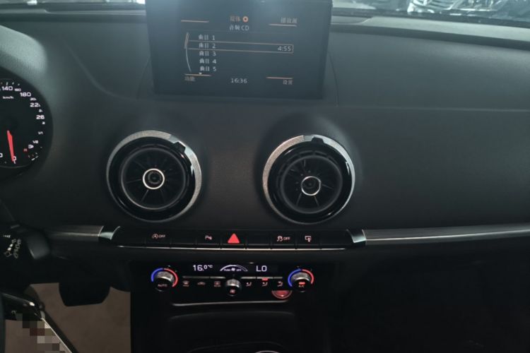Used Audi A3 2016 Sportback 35 TFSI Style Edition Audio And AC Panel