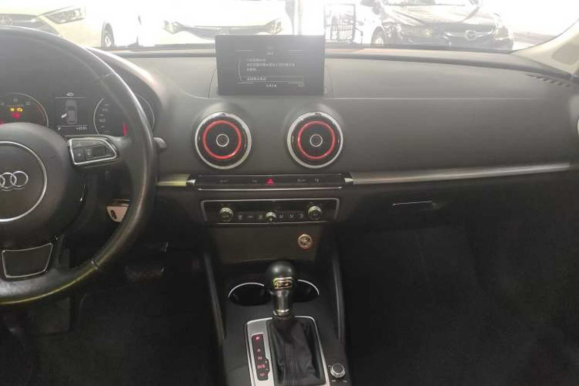 Used Audi A3 2016 Sportback 35 TFSI Style Edition Audio And AC Panel