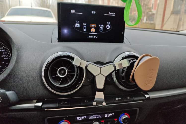 Used Audi A3 2016 Limousine 35 TFSI Style Edition Audio And AC Panel