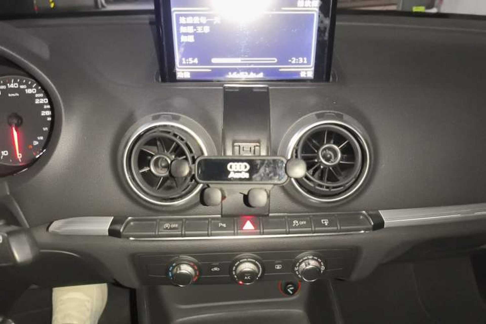 Used Audi A3 2016 Sportback 35 TFSI Ambition Audio And AC Panel