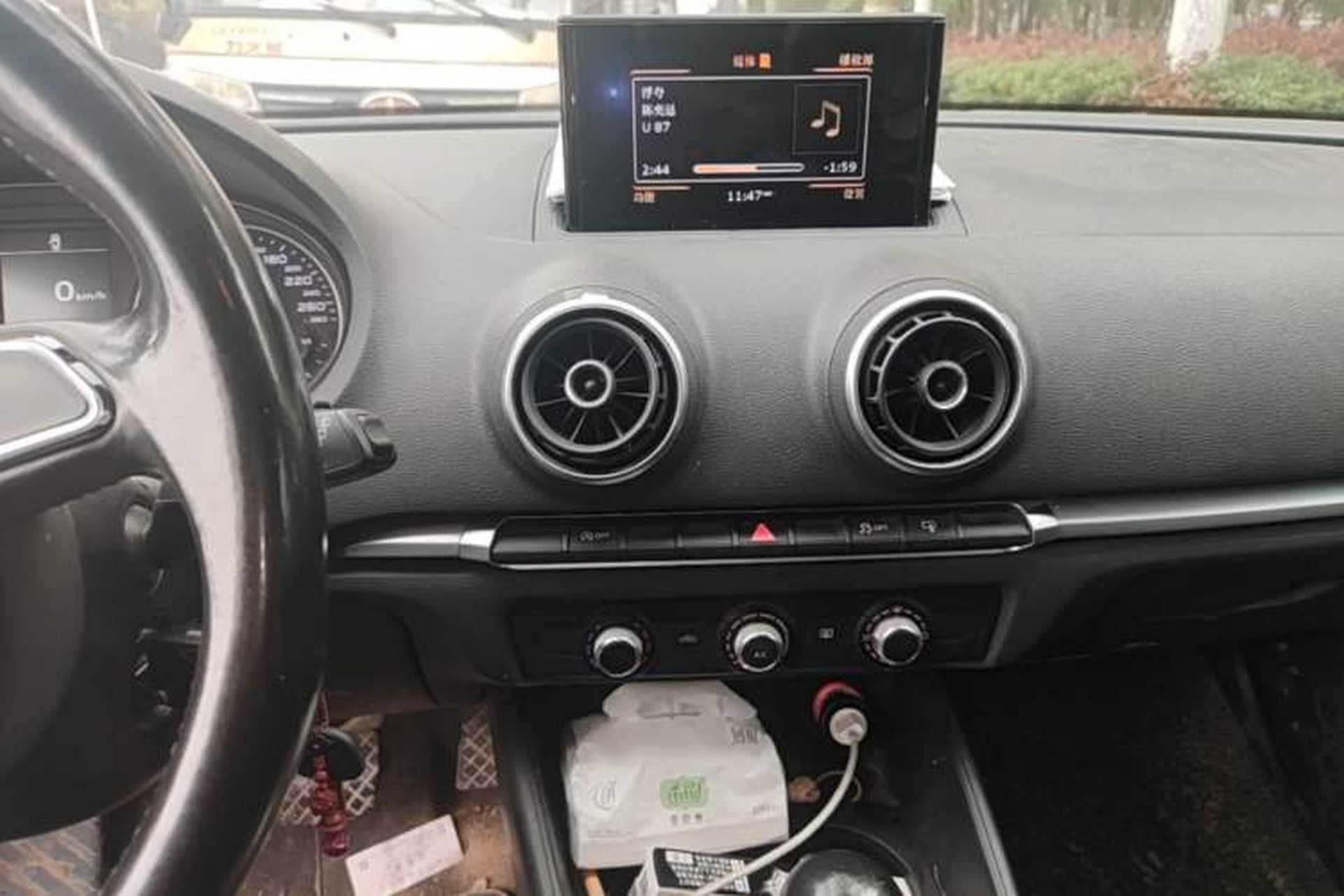 Used Audi A3 2016 Sportback 35 TFSI Ambition Edition Audio And AC Panel