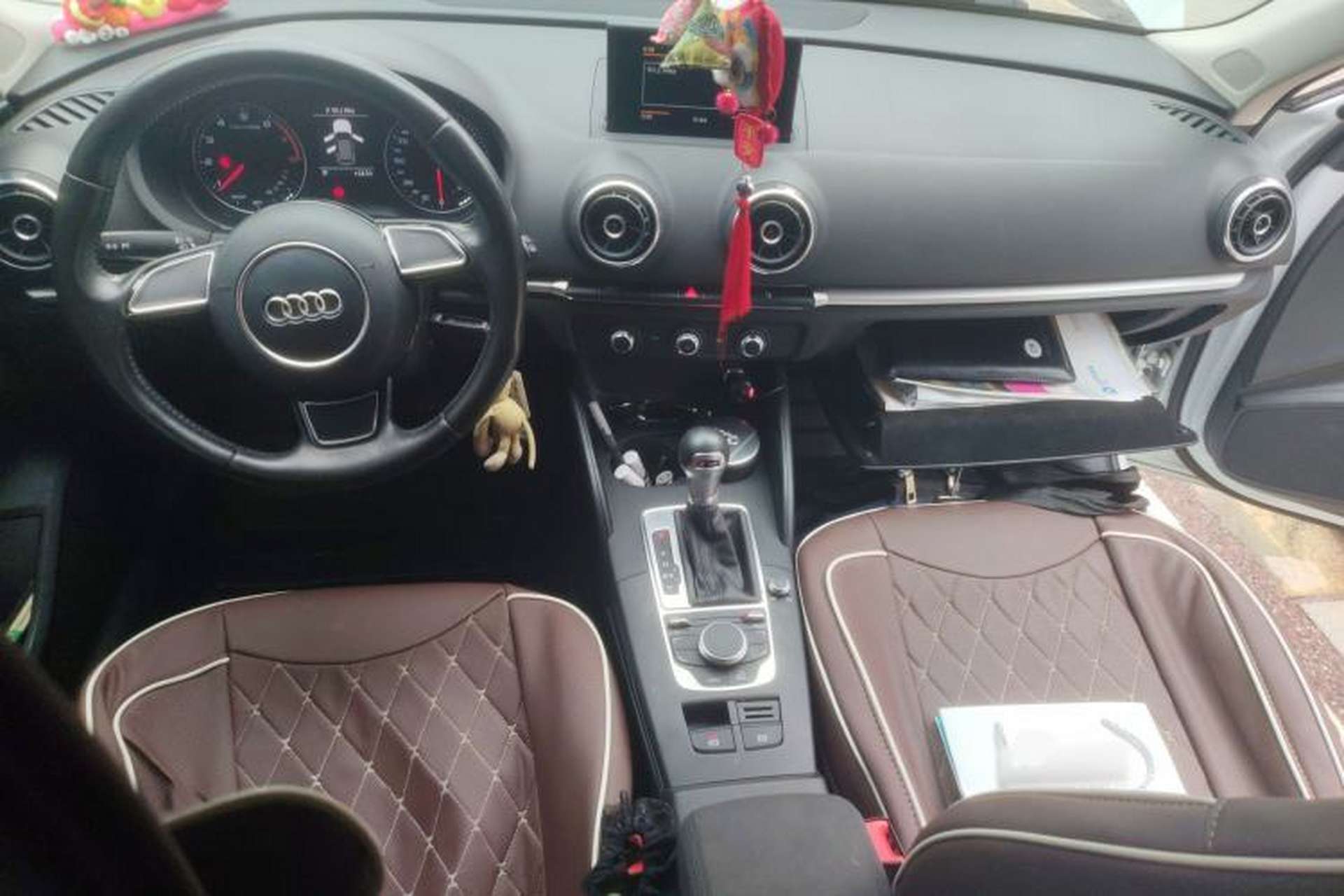 Used Audi A3 2016 Sportback 35 TFSI Ambition Edition Center Console