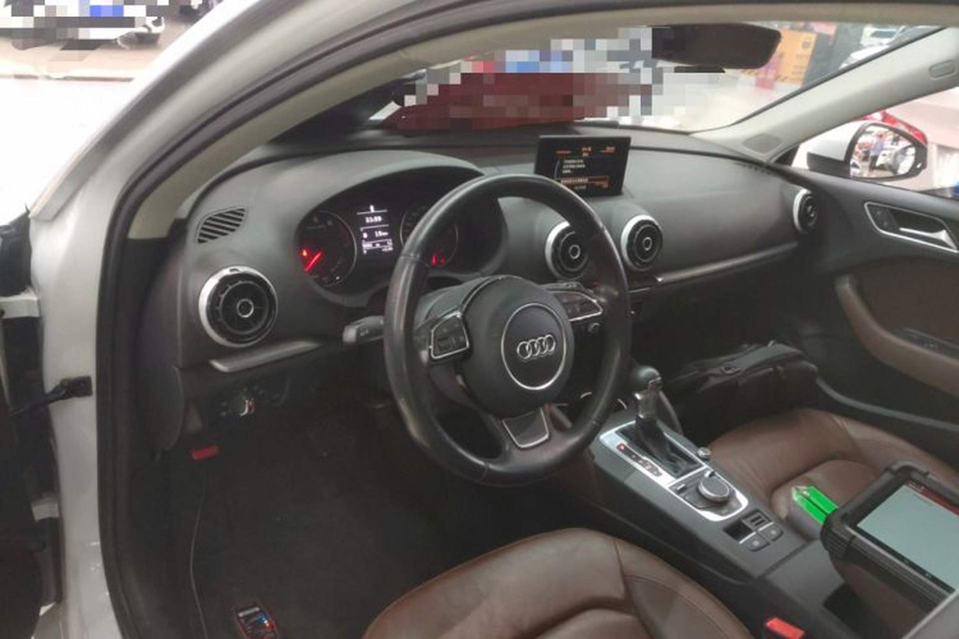 Used Audi A3 2016 Sportback 35 TFSI Style Edition Center Console