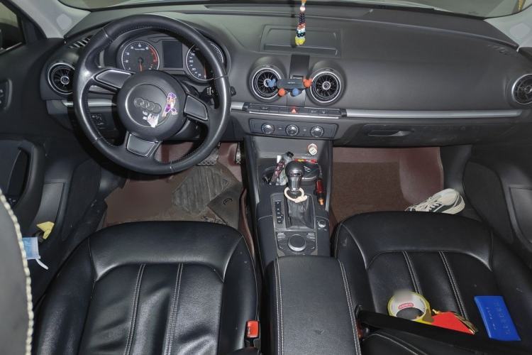 Used Audi A3 2016 Sportback 35 TFSI Ambition Edition Center Console