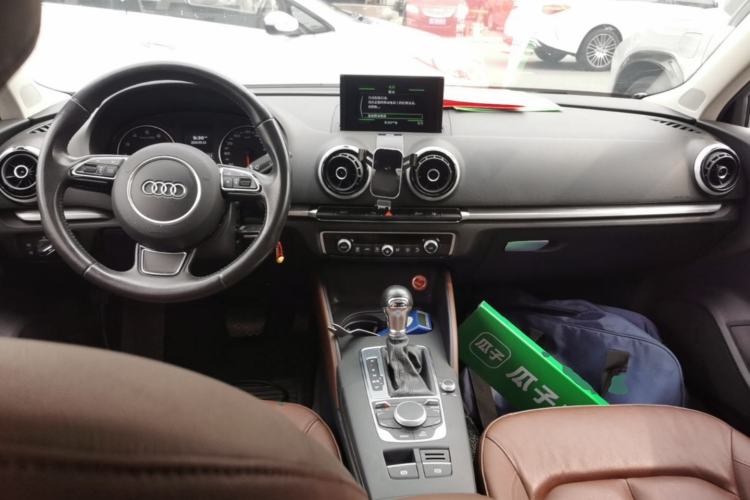 Used Audi A3 2016 Sportback 35 TFSI Style Edition Center Console