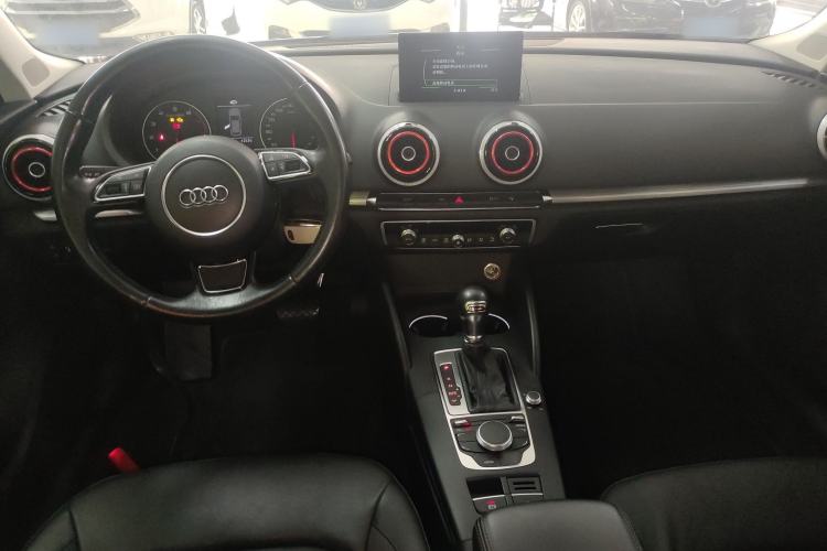 Used Audi A3 2016 Sportback 35 TFSI Style Edition Center Console