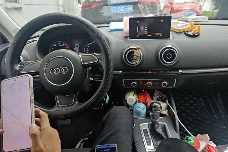 Used Audi A3 2016 Sportback 35 TFSI Ambition Edition Center Console