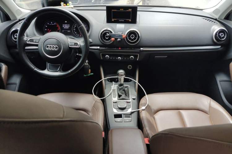 Used Audi A3 2016 Sportback 35 TFSI Style Edition Center Console