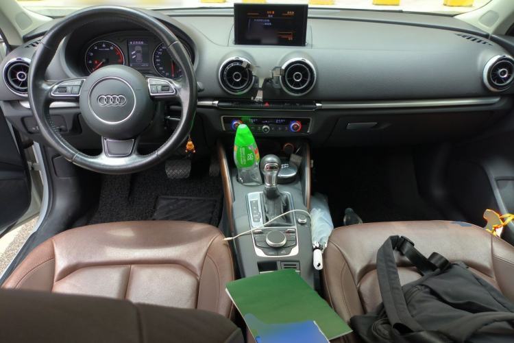 Used Audi A3 2016 Sportback 35 TFSI Style Edition Center Console