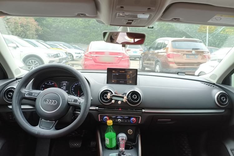 Used Audi A3 2016 Sportback 35 TFSI Style Edition Center Console