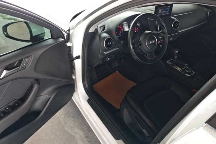 Used Audi A3 2016 Sportback 35 TFSI Ambition Edition Driver Seat