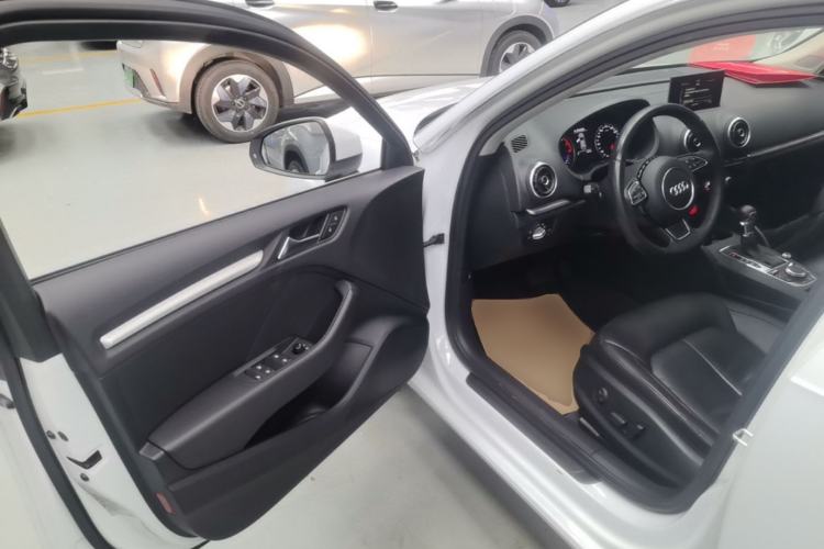Used Audi A3 2016 Sportback 35 TFSI Ambition Driver Seat