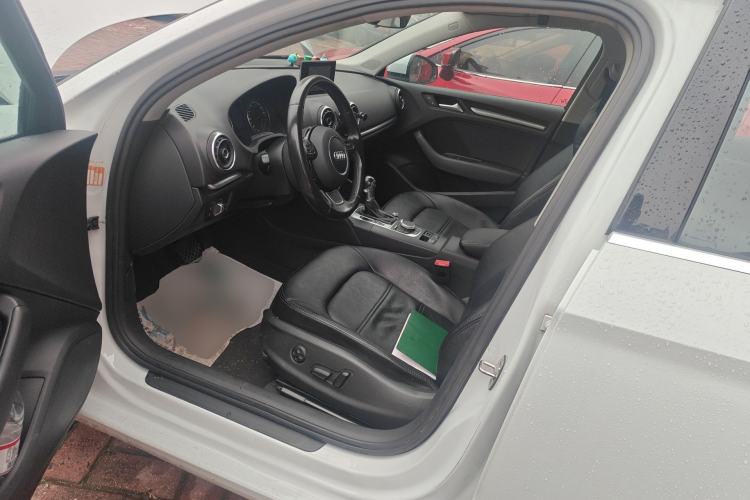 Used Audi A3 2016 Limousine 35 TFSI Prestige Edition Driver Seat