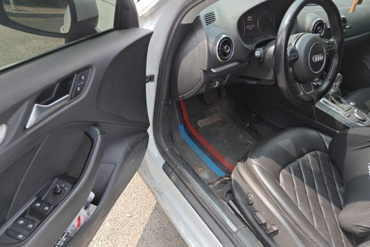 Used Audi A3 2016 Sportback 35 TFSI Ambition Driver Seat