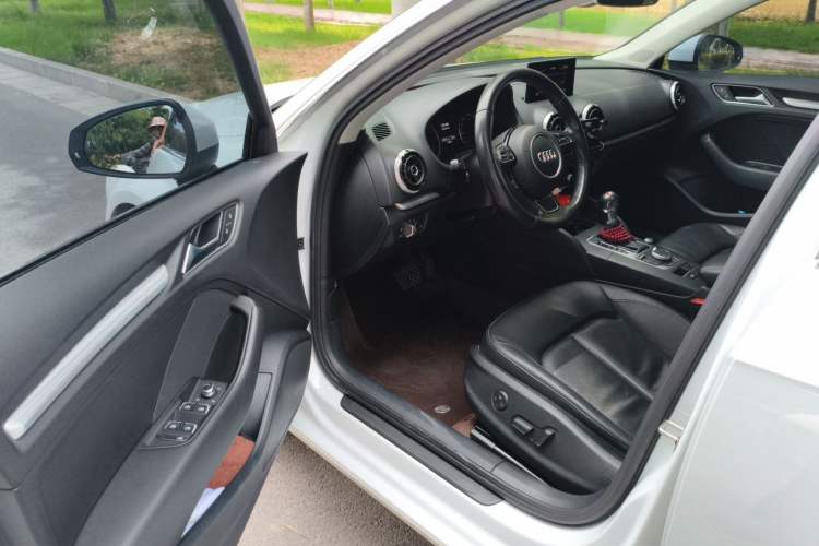 Used Audi A3 2016 Sportback 35 TFSI Style Edition Driver Seat