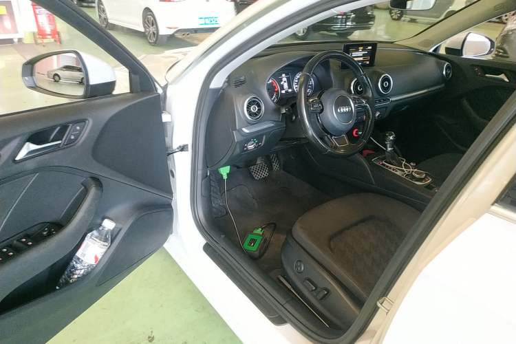 Used Audi A3 2016 Sportback 35 TFSI Ambition Driver Seat