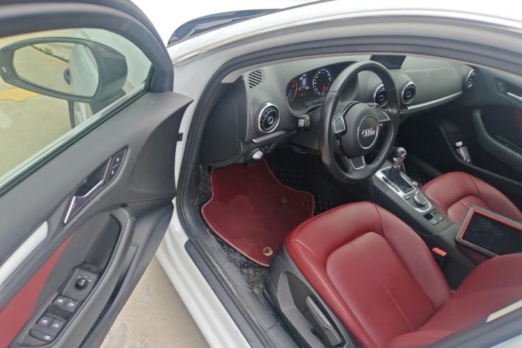 Used Audi A3 2016 Sportback 35 TFSI Ambition Edition Driver Seat
