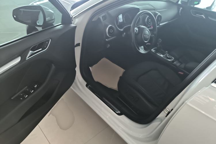 Used Audi A3 2016 Sportback 35 TFSI Style Edition Driver Seat