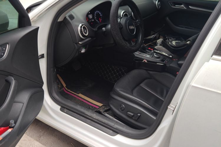 Used Audi A3 2016 Sportback 35 TFSI Style Edition Driver Seat