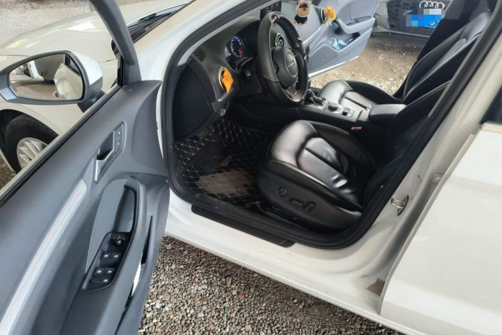 Used Audi A3 2016 Limousine 35 TFSI Prestige Edition Driver Seat