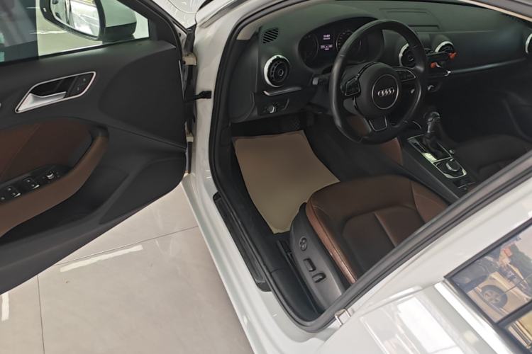 Used Audi A3 2016 Sportback 35 TFSI Style Edition Driver Seat