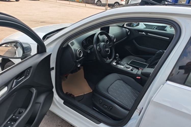 Used Audi A3 2016 Limousine 35 TFSI Prestige Edition Driver Seat